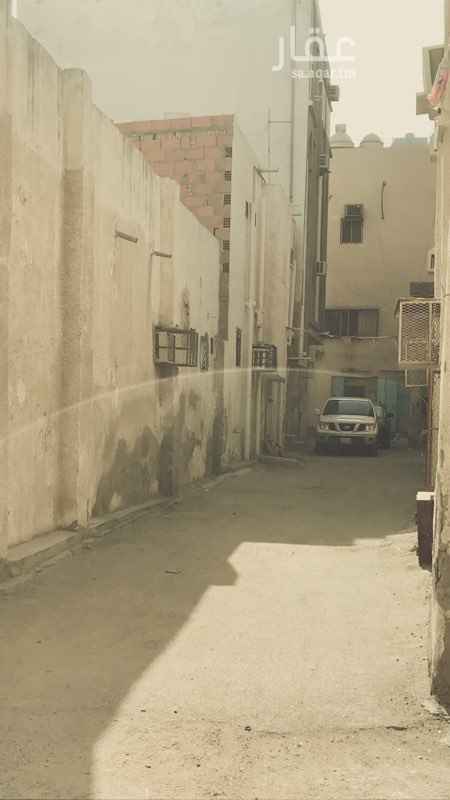 1623891 فرصة عقارية
بيت شعبي بوثيقه مؤجر كاملاً دخله الشهري ٢٠٠٠ ريال ايجار ثابت ولله الحمد منذ شراءه من اكثر من خمس سنوات اللهم لك الحمد
سعر الشراء ٢٠٠ ألف وسعر العرض الحالي ١٨٠ ألف للضرورة لأكمال بيت آخر والا لن يتم التفريط فيه
مواصفات البيت
٤ شقق مؤجرة كل شقة ب٥٠٠ ريال والمستأجرين منذ زمن اللهم لك الحمد وملتزمين في الدفع
عداد كهرباء
عداد ماء
جيران ممتاااااازين جدا
