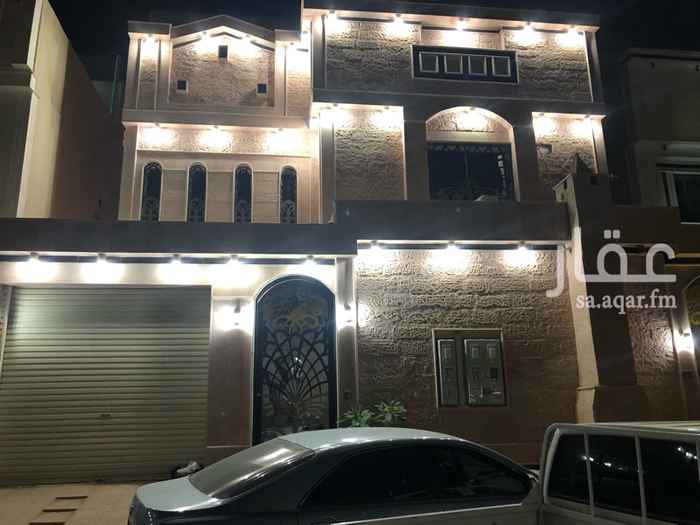 1751347 ڤيلا للإيجار مكونة من دورين درج داخلي بحي الرمال جديدة مؤثثة أثاث كامل وجديد تم فرشها من شهرين والفيلا جديدة وغرفة نوم جديدة
جيب ملابسك وأسكن مكونة من مشب خارجي +مجلس رجال + مجلس نساء +صالة كبيرة+غرفة معيشة +مطبخ +غرفة طعام
.ودورتين مياة في الدور الاول
أما الدور العلوي مكون من أربع غرف نوم
غرفة نوم ماستر مع دورة المياة
وغرفتين نوم +غرفة خادمة
الأيجار ٤٥ ألف سنوي أو شهري غير قابل للتفاوض