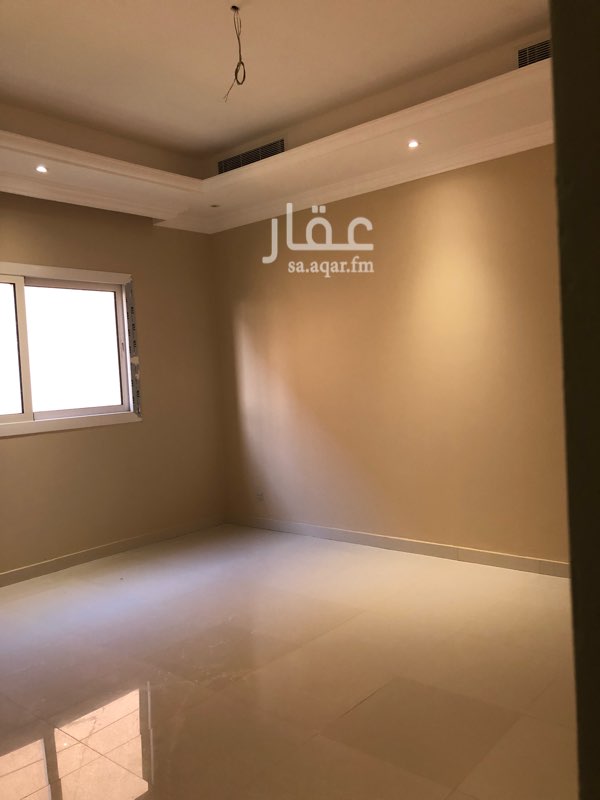 1283969 دور اول
في حي تلال الرياض
موقع مميز تشطيب سوبر ديلوكس
التكييف مركزي راكب
التفاصيل
3 غرف نوم
3 دورات مياه
مجلس
صالة