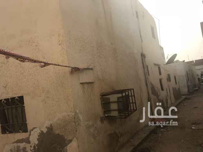 1525223 بيت شعبيي بوثيقه بدون صك
في عداد ماء
ومجاري عمومي
الدور الارضي 4 غرف كبيره وثلاثة حمامات
والدور الثاني غرفتين وحمام وسطح صغير
للمعاينة من 8 صباحا الى 8 مساء