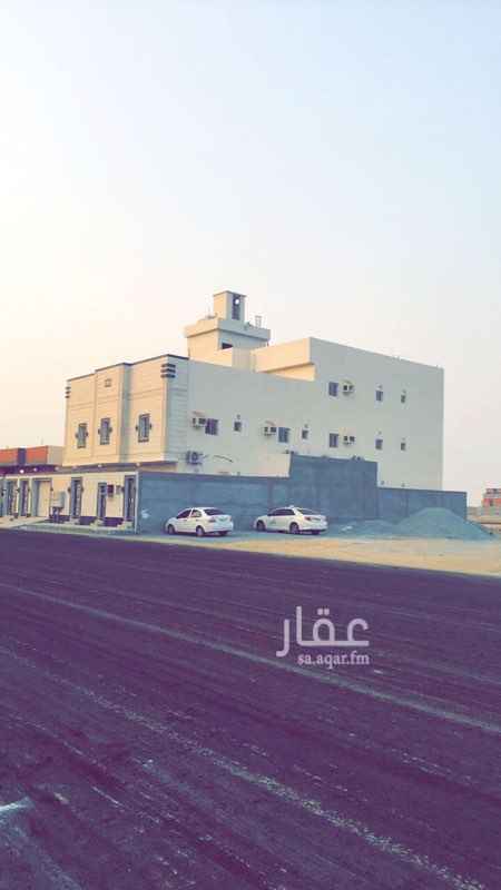1288163 شقه اربع غرف ومطبخ وصاله ودورتين مياه ومدخلين كهرباء مستقل وماء مستقل الغرف ثلاث داخليه ومجلس رجال المطلوب ١٥٠٠ ريال شهريا