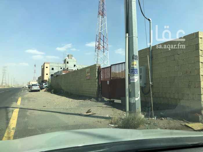1169180 الموقع للإيجار على شارع تجاري 80 شمالي
ومن الخلف شارع 15 جنوبي
مساحة الموقع/1000 متر مربع
يوجد عداد كهرباء
للتفاهم التواصل اتصال او واتس
(شركات فقط)
