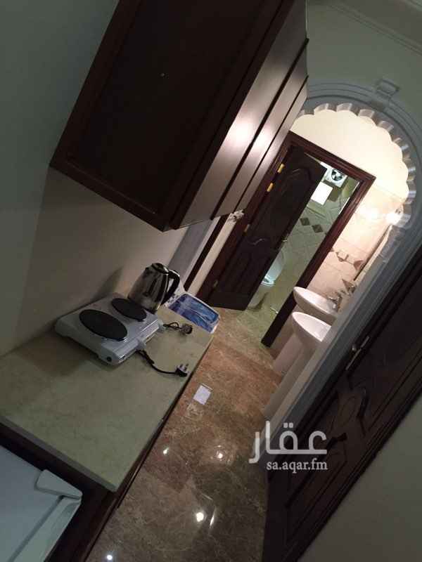 1694379 الأجنحة الموجودة :
١- غرفة نوم مع جلسة + دورة مياه خاصة .
٢- نوم + غرفة جلوس+ مطبخ صغير + دورة مياه .
٣- غرفتين نوم ( غرفة كبيرة و غرفة أطفال ) + صالة + مطبخ + دورتين مياه .
لتواصل : 0544363205 واتس أب و الاتصال
0538916247