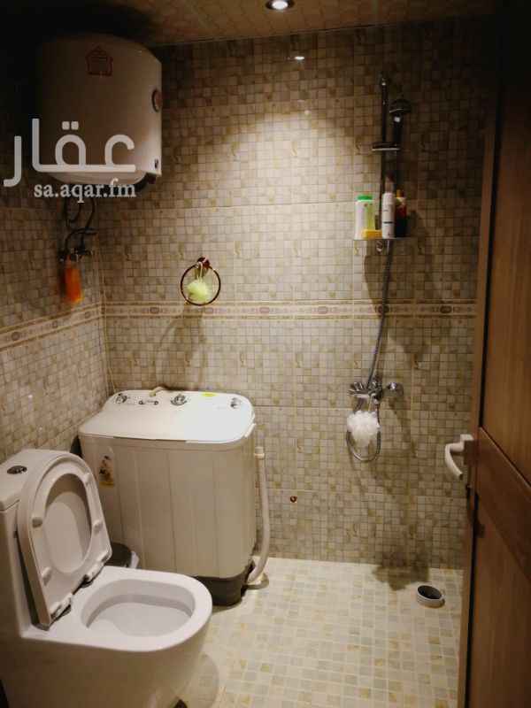 722058 للايجار غرف فندقية عزاب نظام استديو مفروش خلف ماكدونالدز وبنك ساب ايجار شهري يبداء من(1900) ريال الى (2100) ريال ايجار يومي (150) شامل انترنت الياف بصرية الماء والكهرباء مجانا + خدمات الصيانة .
غرفة مفروش ( سرير + دولاب + كومدينه + مكيف +طاولة شاي + اسبيلت أو مكيف شباك + شاشة LED + ثلاجة .