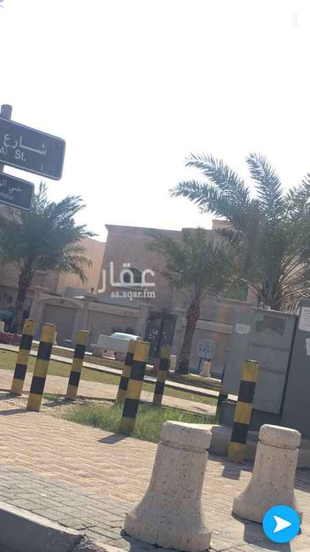 1297165 فيلا ديلوكس راقيه جدا وتطل ع الحديقه وامامهامواقف الحديقه بالقرب منها متوسط وابتدائي بنات الجيران والحي هادىء وجيران معظمهم اجانب
تناسب لعائله كبيره
ننافذ كبيره وتشرح النفس