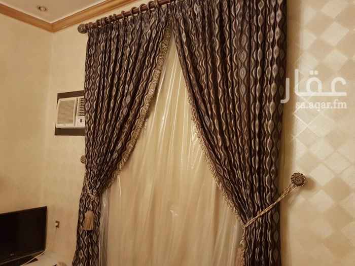 525899 فله روف للبيع حراء المروه 6
11 غرفة
2 صالة
2 مطابخ
8 حمامات
السطوح مساحتها25 م
الدور العلوي مساحة 190م
الدور السفلي 189م
إجمالي مساحت الفله الدورين 379م
موقع الفله مميز
مطلوب مليون و500الف قابلة لتفوض العمارة نظيفة
جوال (0501377184)