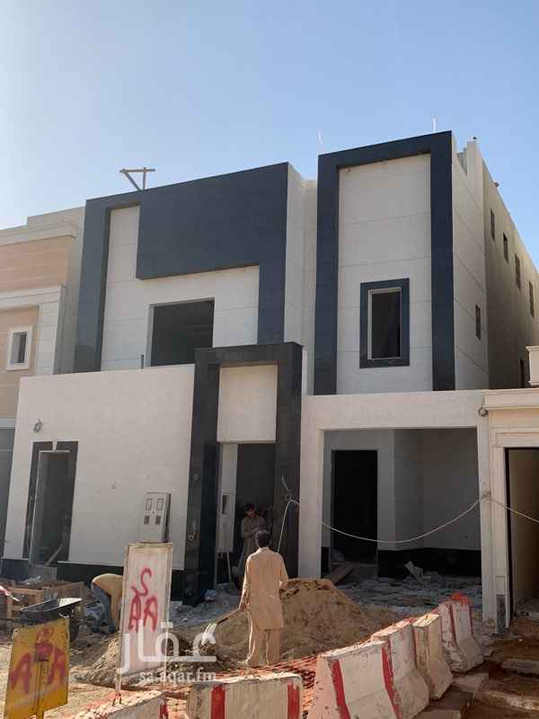 1467153 للبيع فيلا بحي المونسيه درج داخلي مع شقه المساحه ١٧٦م شارع ١٥م جنوبي
المواصفات :
الدور الارضي
مجلس رجال ومقلط وصالة ومطبخ
الدور الاول
اربع غرف نوم ٢ ماستر و ٢ حمام مشترك
والسطح غرفة شغاله مع غرفة غسيل
والدور الثاني شقه ثلاث غرف نوم وصاله
الشقه مدخل مستقل
جميع الضمانات موجوده