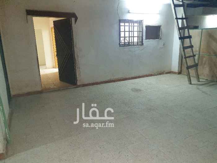 1260528 للايجار ملحق علوي بالسطح
غرفتين وصاله ومطبخ ودوره مياه
ومعها سطح صغير خاص للشقه ويوجد سطح خاص خارج الشقه
العماره نظيفه وجيران محترمين
وقريبه من المسجد والخدمات
ويوجد حارس بالعماره
تحياتي للجميع