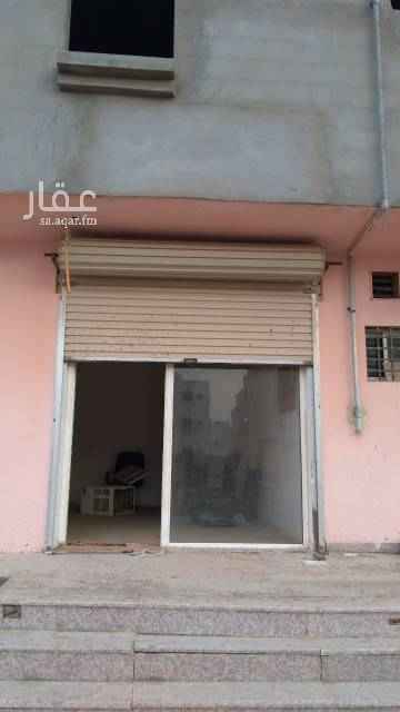 1396129 العمارة في الشرم الارض تجارية على شارعين في هاء 8 تتكون من
الدور الارضي :
ثلاث محلات فبها مكيفات وابواب وحمامات و بوفيه مؤجر منها محل
وشقتين غرفة وصالة وحمام ومطبخ مؤجر منهاشقة
وشقة غرفة وحمام وبوفيه
والدور الثاني مليس بالكامل ومؤسس سباكة وكهربا يتكون من
ثلاث شقق غرفة وصالة وحمام وبوفيه
وثلاث شقق غرفة وحمام وبوفيه
الملحق به شقة غرفة وصالة وحمام وبوفيه وشقة لها غرفتين وصالة وحمام وبوفية
و مؤسس مصعد وسلم طوارئ داخلي ونظام انذار حريق
وابغا ابيعها .
تبعد عن البحر من الشمال 2.5 كيلو متر.