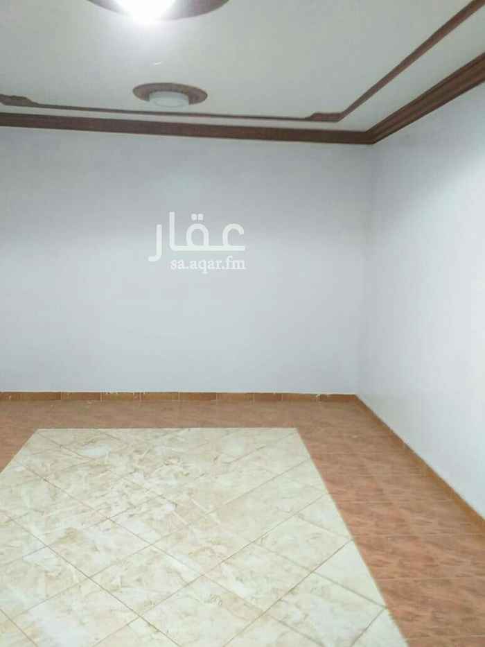 1545320 عوائل
غرفه وصاله و دورة مياه ومطبخ
المطبخ والكيفات راكبه
مجددا بالكامل
حي الملك فيصل
شارع الامير سعود بن عبدالعزيز آل سعود الكبير