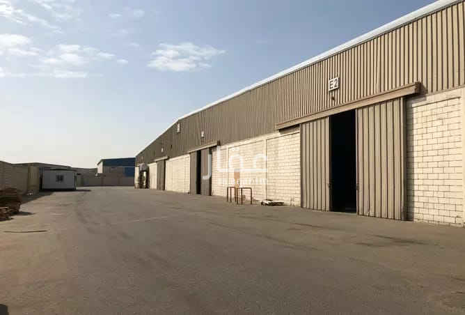 1455004 مستودعات للإيجار السنوي
مساحات مختلفة
اقل مساحة 700 متر مربع الي 5000 متر مربع
مرخصة ونظامية من جميع الجهات
تناسب كافة الانشطة
سعر المتر 120 ريال في السنة
العنوان جدة الخمرة طريق الملك فيصل
طريقة الدفع علي دفعتين كل 6 شهور مقدم او سنوي
5% تأمين
للتواصل وارسال الموقع
0545316004