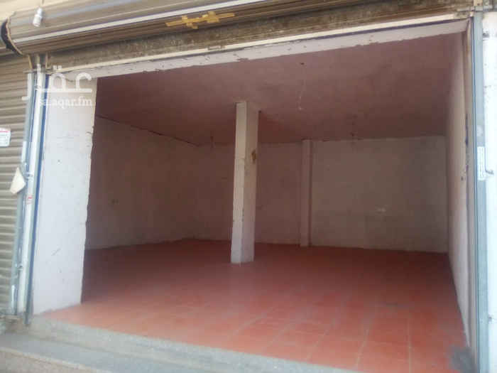 1686620 مستودع مساحه 32 متر مربع
العمق 9 متر
العرض 3.5
الارتفاع 3.5 متر
ارضية بلاط نظيف
مجهز للتخزين الجاف او المبرد ( مكيفات )
يوجد حارس
5 دقائق الي طريق الحرمين السريع
للتواصل 0545316004