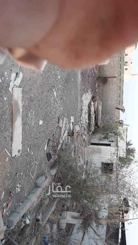 1591943 يوجد لدي حوش للايجار مساحات 700متر موقع ممتاز بل القرب من قاعة لميس حي الحمدانيه لي التواصل ع
0549952886