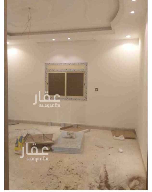 1682307 شقه جديده بحي الصفاء قريبه من قاعة يارا خلفها الشارع العام وجميع الخدمات
ثلاث غرف. دورتين مياه. صاله. مطبخ. مدخل واحد. دور ارضي مرتفع. عماره جديده
دفع رسوم الماء 600 ريال لمدة سنه كامله. الغاز والصرف الصحي والحارس وخدمات العماره يشمل الايجار
الموقع غير دقيق اترك رساله في حالة عدم الرد