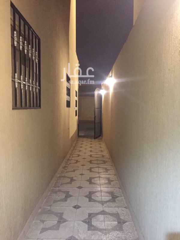1581542 شقة استخدام سنة واحدة نظيفة وواسعة,
قريب طريق الدمام من جهة قرطبة.
تمديدات مكيفات سبيلت غير راكبة
مطبخ راكب.
للاستفسار واتس اب فقط
0546001166