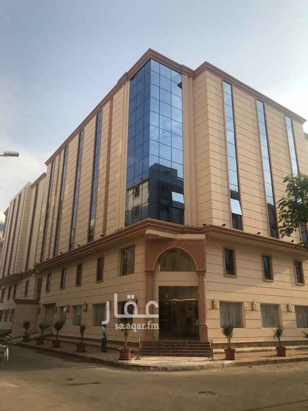 1294556 فندق للبيع جديد
الشارع : شارعين ١٥
نظام فندقي جميع اشتراطات اربع نجوم
المساحه ٦٧٥
عدد الغرف ٦٥ غرفة بحمام
تشطيب فاخر جدا نظام فندقي وشقق
قيمة الدخل سنوي تقريبا مليون
نعتذر البيع على الأوقاف
للكاش والبنك فقط
القيمه قابله للتفاوض