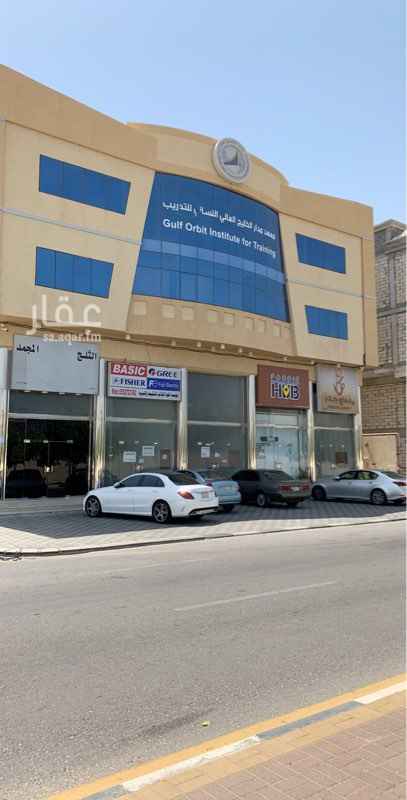 1687742 محل دورين للايجار في حي الزهور
يفضل التواصل عبر الواتساب