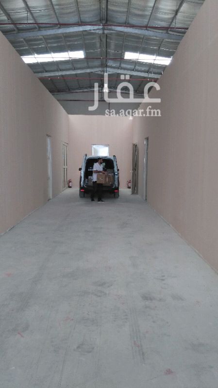 1347087 مستودعات طبية للإيجار
مستودعات طبية للإيجار مقسمة إلى غرف وكل غرفة لها باب خاص بمساحات مختلفة مرخصة من هيئة الغذاء والدواء