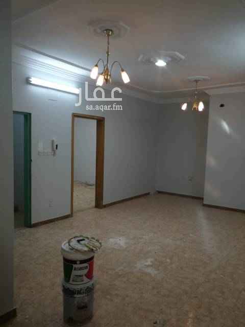 1645503 دور علوي مدخل خاص مع السطح
التواصل ع الجوال فقط