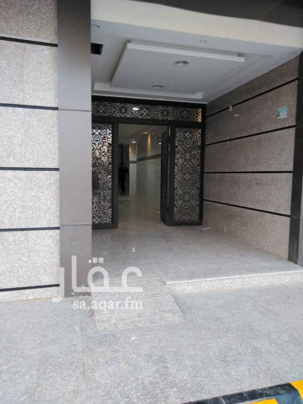 1653429 شقق فاخرة جديدة للايجار
3 غرف و صالة و مطبخ و 2 دورات مياه
مواقف خاصة للمستاجرين في الدور الارضي