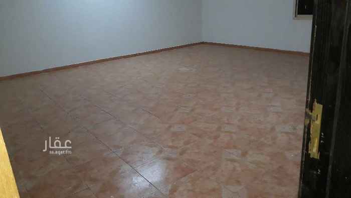 1682308 شقه غرفتين وصاله وطبخ وحمام مكيفات اسبلت راكب مطبخ راكب حي الملك فيصل شارع سعود ابن عبد العزيز الكبير