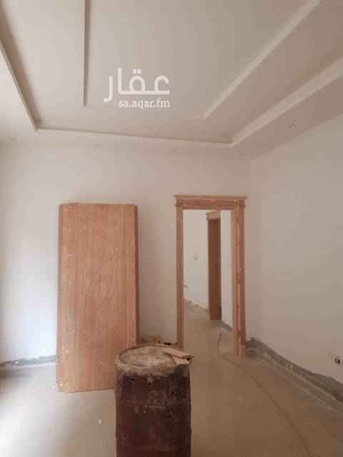 1556780 للبيع فلتين مفصولة.
نظام دور+دور+شقة.
المساحة ٣٦٠م
مصعد يخدم الدورالعلوي والشفة.
مدخلين سيارة.
غرفتين سائق.
مجلس رجال صالة طعام صالة عائلية كبيرة
مطبخ. +غرفة شغالة.
٣غرف نوم منهم غرفة ماستر.
الدور العلوي.
مجلس رجال صالة طعام صالة عائلية كبيرة
مطبخ. ٣غرف نوم منهم غرفة ماستر.
الشقة.
٣غرف وصالة ومطبخ وحمامين.
البيع مليون و٨٠٠ ألف.