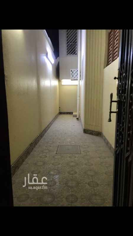1322522 دور للإيجار
العنوان : الاسكان 2 , بريدة
20,500 ريال سعودي سنوي
واجهة البيت تفتح من غرب
المساحة 200 متر مربع
دور علوي + مدخل خاص
ثاني مرة يتم التأجير + تم الترميم وتجديد المكان من دهان وارضيات ومغاسل
يوجد مكيفات في جميع الغرف وفي الصالة مكيف سبيلت
الموقع عبارة عن دور علوي يحتوي على :
4 غرف
صالة وفيها سطح صغير ( شرفة او بلكونة )
2 دورة مياة
1 مطبخ
مع الدور الثالث يحتوي على :
سطح ويوجد فيه غرفة ودورة مياة