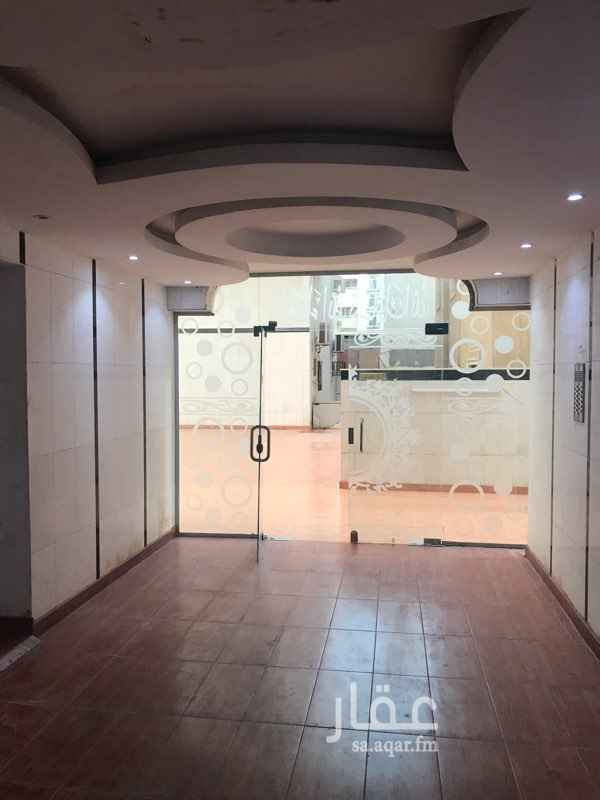 1734683 يوجد شقق للايجار الشهري بجده
حي الشرفيه شارع الستين تقاطع فلسطين
1500شهري
للتواصل 0546816830