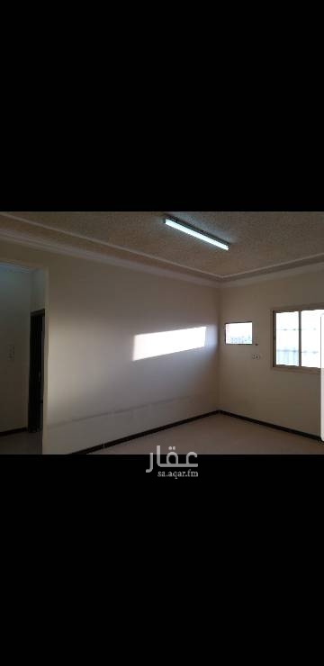 1679103 شقة في الشروق (المعالي)
الدور الثاني مدخلين وبدون سطح طبلون مستقل مكونه من غرفتين وصالة ومجلس ومطبخ ودورتين مياه
جميع الغرف 4*4
الايجار سنوي 12000 كل ستة اشهر 6000
الايجار الشهري 1200
للتواصل ٠٥٤٦٨٩٨٠٠٠