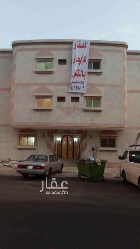 1472804 عقار في الخالدية ٢ مقسم الى :
١_ فيلا دورين نظام امريكي بالاسفل ٣ مجالس ودورتين مياه وغرفة خدمة وصالة كبيرة وبالاعلى ٤ غرف وصالة ودورتين مياه وغرفة غسيل بمنافعها
٢_شقتين السفلية ٤ غرف و ٣ دورات مياه وغرفة خادمة وبالاعلى ٤ غرف ودورتين مياه
٣_ ملحقين لكل ملحق سطح مستقل عبارة عن غرفتين ودورة مياه ومطبخ
٣_غرفة سائق ودورة مياه خاصة بالحوش
جميع الغرف والصالات بمساحات كبيرة