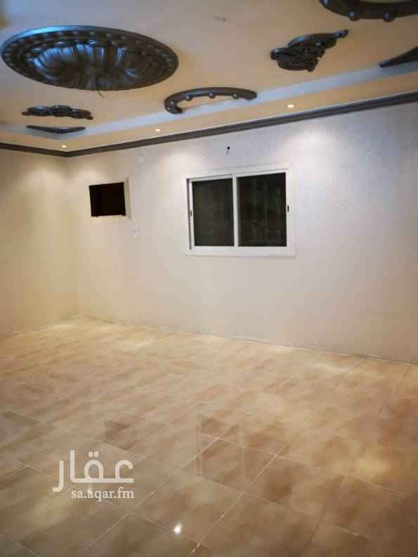 1550407 شقتين للايجار بالخالدية 2 بالقرب من جامع المهاجرين
شقه بالدور الارضي عبارة عن 4 غرف وصالة وغرفة خادمة صغيرة و 3 حمامات
شقة بالدور الاول 4 غرف وصالة و حمامين
مساحات الغرف كبيرة 5×8 و 4×6 و 5×5 والصالات ايضا
20 الف بدفعة او دفعتين