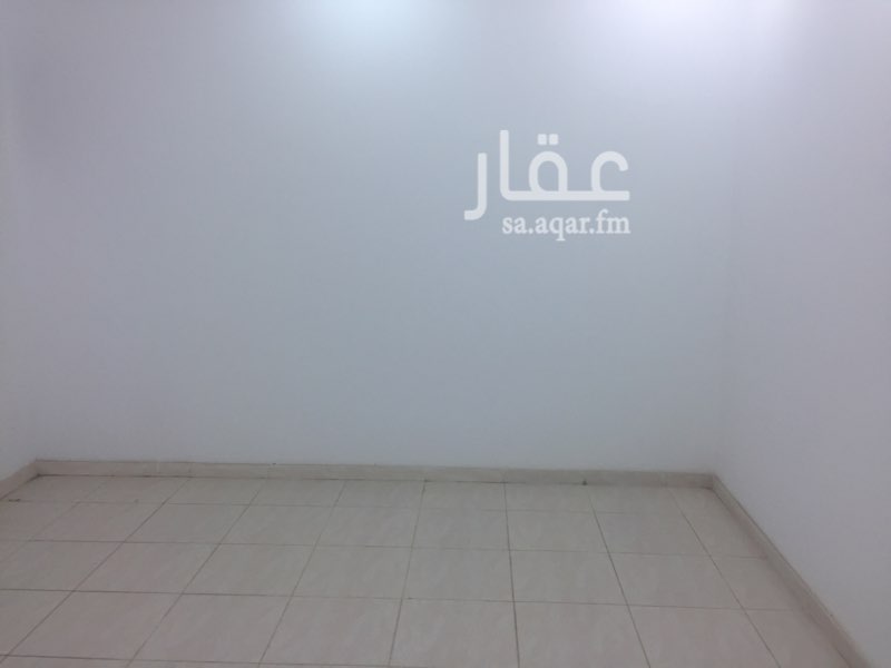 1641416 مواصفات الشقة:
1 ثلاث غرف
2- اثنين مدخل
3- اثنين حمام
4- مطبخ
5- صالة جلوس
ايجار الشقة 20 الف على اربع دفعات
موقع الشقة حي الواحة خلف محطة الفهد لتواصل 0546994806