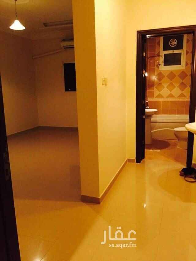 1756069 شقه للبيع في لبن الشرقي ( الأحمدية ) شارع الخيالة المساحه 140 م الواجهه غرب
موقع مميز وقريب من الخدمات و الشارع الرئيسي وتطل على الشارع
........................................
الشقه عباره عن :
غرفة نوم ماستر واسعه مع دورة مياه
غرفة مركب عليها باركيه
مطبخ مع دولاب راكب بقيمة ١٥ الف بشكل جميل جدا وعصري هديه للمشتري من شيخ المطابخ
مجلس رجال
مقلط ١ وينفع غرفة نوم او جلوس
صاله ١ واسعه وكبيرة
دورة مياه ٣ ووحده منها لغرفة الماستر وفيها بانيو ووحده بجانب مجلس الرجال
عرض الشارع ٣٠
دور الاول