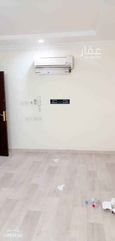 1581430 ٢ غرفة وصاله و٣ حمامات مكيفات اسبلت ومطبخ راكب مجدده بلكامل