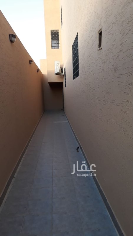 1499159 بحي القيروان شارع الملك سلمان ،
الشقه جديده ،
دورتين مياة ،
صاله ، مجلس ،
غرفتين ،
مطبخ ..
بالدور الثالث .
التواصل واتساب او محادثه .