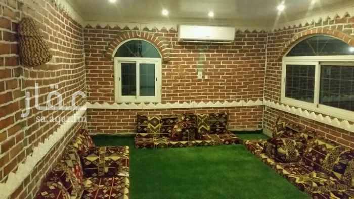 1680919 غرفة على الطراز الشعبي كبيرة جدا و حمام و حوش صغير ... مناسبة للطلاب و الطالبات و المتغربين ... الغرفة في السطوح الدور الثاني و جديدة لم يسبق السكن بها ... كانت مجلس ولكن صاحب البيت سافر للدراسة ولم يسكن ... وبدن الاثاث 1000 ريال شامل الكهرب و الماء...