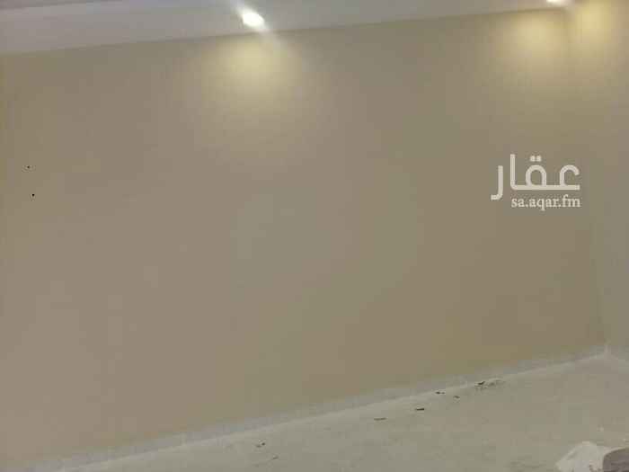 1503746 فلا للايجار
٣شقق شقتين من خمس غرف وشقه تلات غرف مع الصالات
المطلوب ٥٥الف ريال