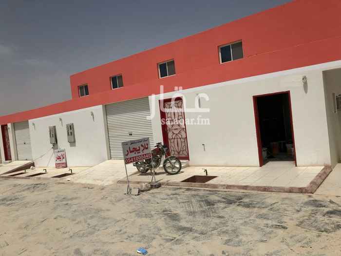 1746728 غرفة جديده تقريبا ٥ في ٥ متر معها دورة مياه ومطبخ راكب الايجار شامل الماء تصلح غرفة لعازب او عامل او سائق.
جوال 0505217618
او جوال 0547711117