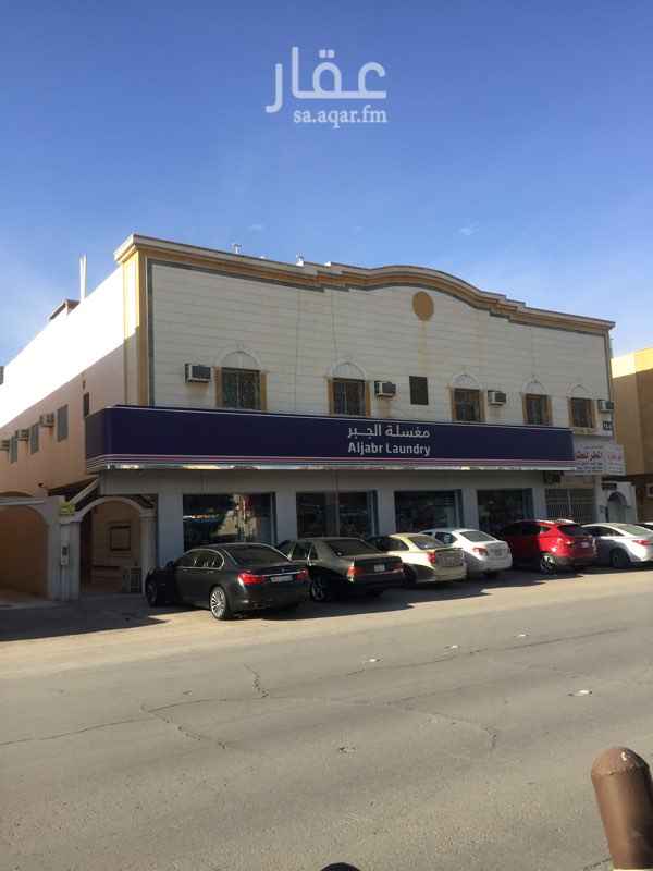 1411432 شقة مدخل خاص
غرفتين نوم
صالة
مجلس
دورتين مياه
حوش صغير خارجي
مكيفات راكبه
(السعر غير قابل للتفاوض)