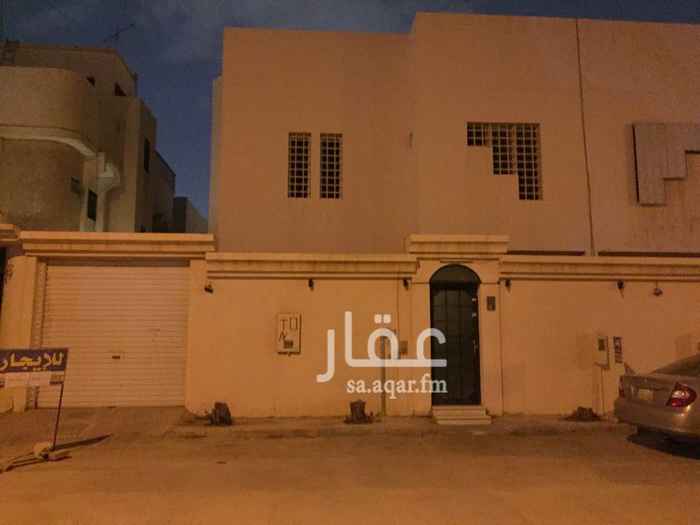 1588762 الدور الارضي حوش ومدخل سيارة ومجلس وصالة وغرفتين ومطبخ راكب و دورتين مياه
الطابق الثاني صالة و4 غرف ومطبخ و دورتين مياه
الطابق الثالث غرفه و دورة مياه والسطح
اول سنة دفعه كامله 40 الف
السنة الثانية كل 6شهور يصبح الايجار 45الف
