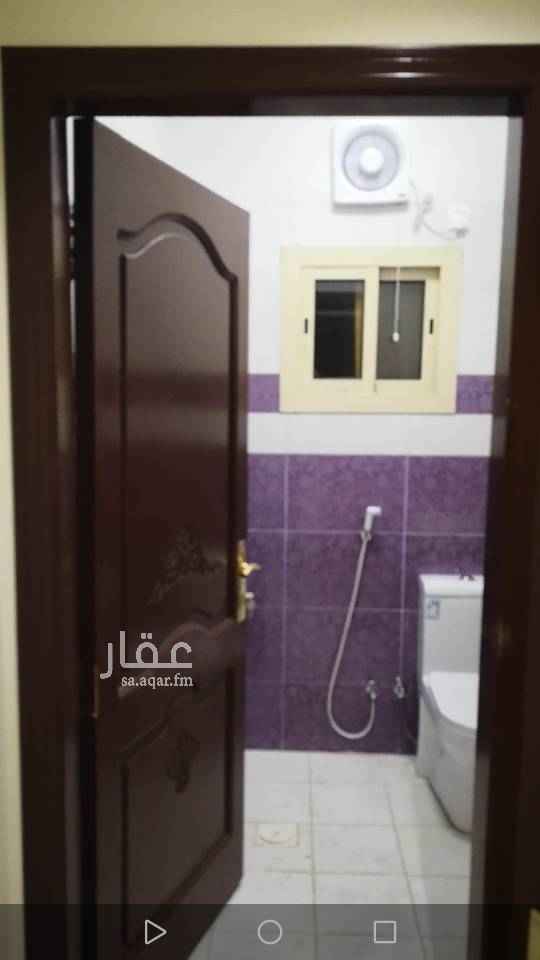 1656642 الرجاء التواصل مع مسؤل التسويق0542226582 شقه 4غرف وصالة وثلاث دورات مياه مدخل واحد الدور الأول جديدة