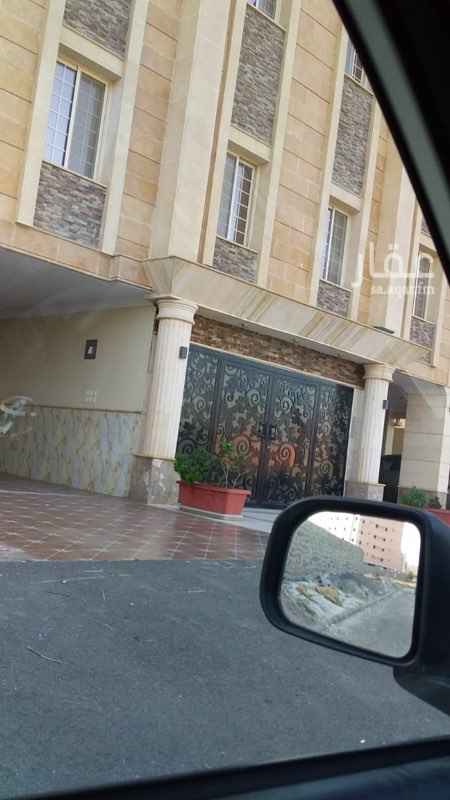 1401268 غرفه للايجار مع دوره مياه مستقله سعتها ممتازه تشطيب فاخر وفيها مكيف جيد جدا وثلاجه كويسه وتبريدها ممتاز وبراده مياه وبوتقاز ودافور
وسجاده وسليب هاي نفر مع المخدات والبطانيه
الي يبغاها بالاثاث او بدونه اجار شهري او على دفعات ماراح نختلف
موقعها جده حي الريان بالقرب من المطار الجديد والرحمانيه
ملاحظه الغرفه موجوده مع غرف السواقين في مواقف العماره
للتواصل واتساب فقط 0547777319