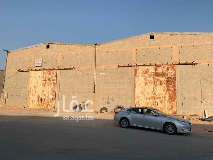 1701883 مستودعات للايجار وللبيع لصامل ، لتفاصيل اكثر التواصل افضل واتس اب او الاتصال