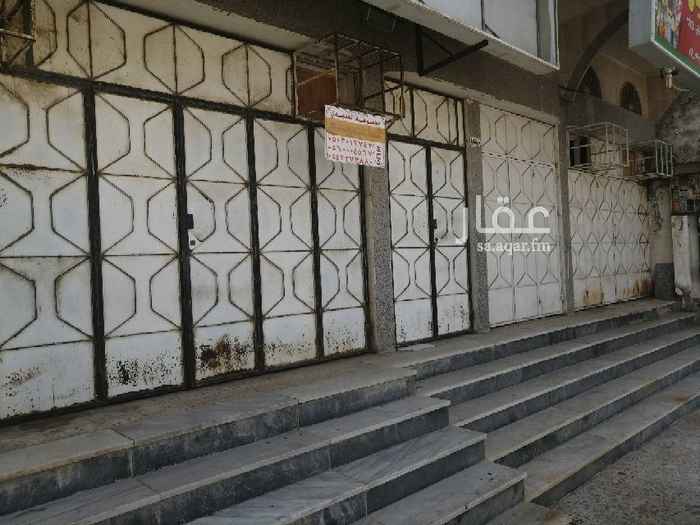 1496825 محل للإيجار بشارع 25
مساحة المحل 70م
مطلوب 30 الف سنوي
ج/0548038065
