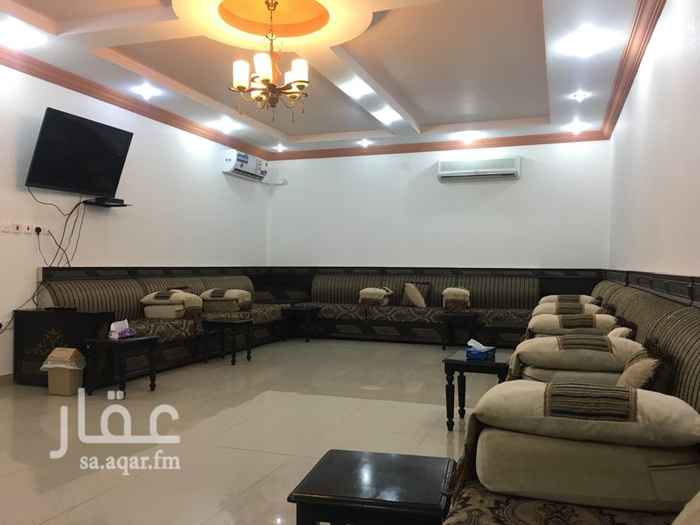 612392 استراحة الياقوت
قسمين : مجلس رجال ودورتين مياه مع المغاسل وصالة طعام مشتركة ومجلس نساء ودورتين مياة ومغاسل ومطبخ وغرفة نوم ومسبح في قسم النساء ومراجيح اطفال وملعب في قسم الرجال