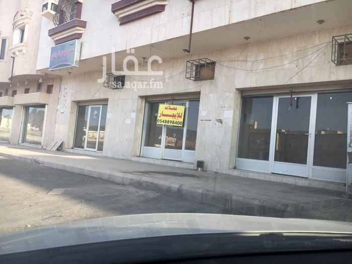 1108454 محل للايجار المساحة 85 م مطلوب 12000 في السنه ثلاث فتحات كما ينفع مستودع