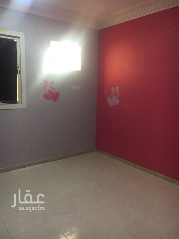 1632730 شقه خمس غرف وصاله وثلاث دورات مياه مطلوب 16000 في السنه الدفع نصف سنوي
الشقه نظيفه