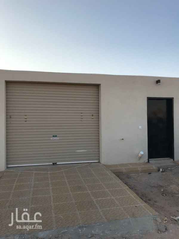 1549337 للبيع اربع استراحات جديده
عمرها 6 اشهر
بحي الصفا قريب من الجوازات
على شارع 30 تجاري
25*24
مساحة الاستراحه الواحده 150 متر
تتكون من :
بوابة كراج
مجلس + مشب
غرفه
مطبخ
دورات مياه
( بنيان مسلح معزول )
( البنيان عباره عن فله دورين ارضيه )
مؤجره بالكامل و جاهزه
السوم 550 الف
للتواصل : 0548997798