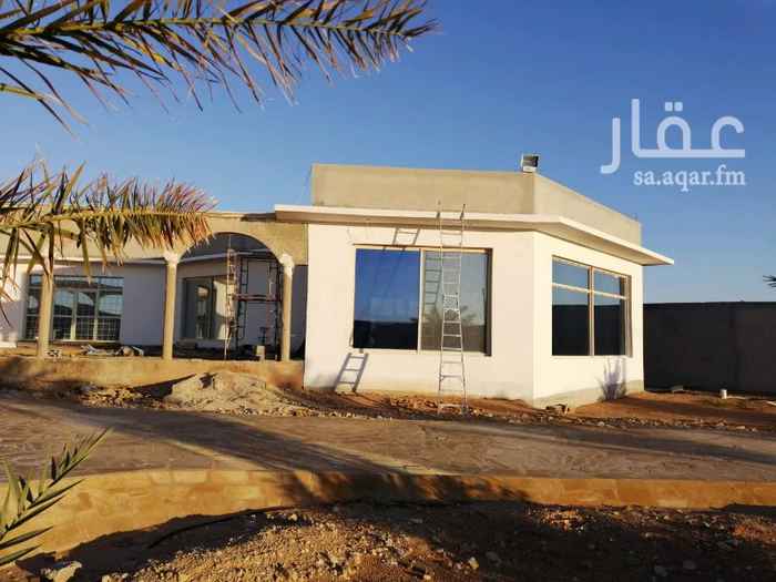 1367541 لبيع استراحه في بنبان مساحه ٦٩٠٠متر شماليه غربيه شوارع 20 مقام عليها مبني 5غرف وصاله ومجلس ويوجدبها بير مياء ونخل البيع 3مليون مساحةمتر البيع على السوم الاستراحة بها خمس اجنحةوَملاحق خارجية وأشجار. فرصة البيع المنطقة منطقة معتمرة بها خدمات
