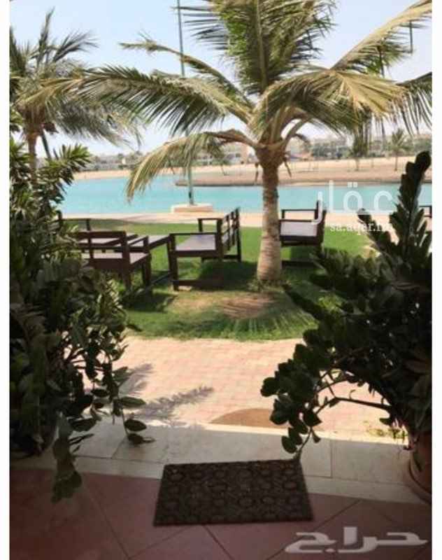 1634264 شاليه في شاطئ الحالمه مكون من ثلاثة غرف وثلاثة حمامات ومطبخ وصالة. الاثاث جديد وفاخر